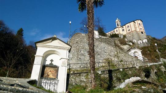 In zwölf Stationen zur Sonne