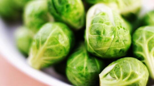 Hirsch mit Rosenkohl und Marroni