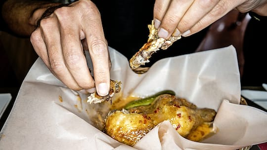 Die Innerschweizer Spezialtät "Poulet im Chörbli"