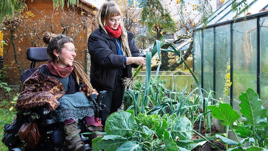 Nadja Schmid mit Julia Urech