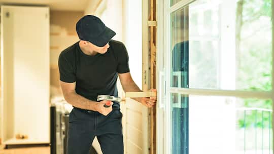 Symbolbild: Glaser am Werk