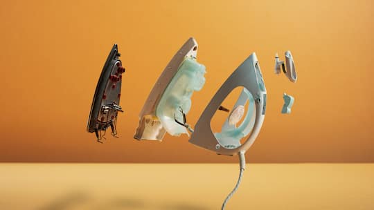 Reparaturen: Zerlegtes Bügeleisen