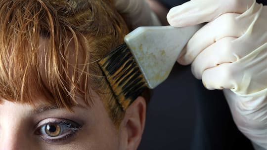 Haare färben ohne Misstöne