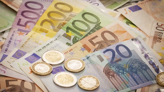 Soll ich sofort Euro kaufen?