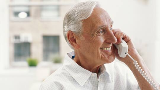 Wenn Verwirrte sich überreden lassen