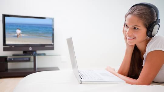 Telefon, TV und Web im Kombi?