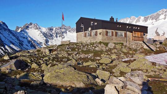 Quarz vor der Hütte
