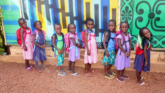 Und nebenbei ein Hilfswerk