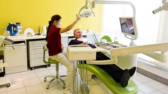 Ein Geschäft mit Löchern