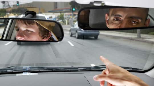 So findet man einen Fahrlehrer