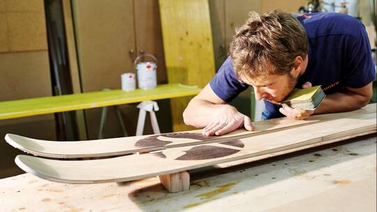 Der Öko-Ski vom Biohof