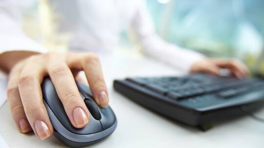 Dreister Trick mit gefälschten Mails