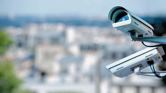 Herr Nachbar is watching you