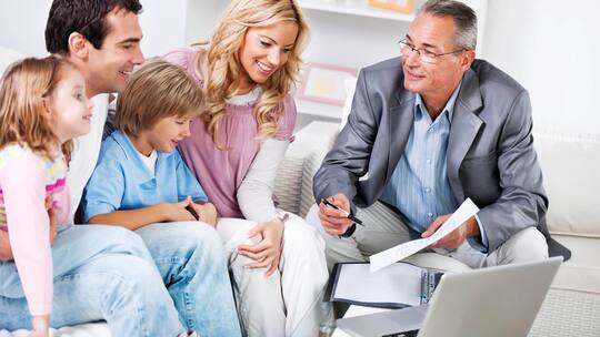 Frech die Unterschriften gefälscht