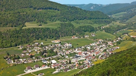Blick auf die Gemeinde Holderbank im Kanton Solothurn