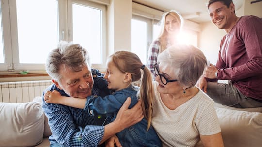 Konflikte in der Kinderbetreuung: Was dürfen Eltern von den Grosseltern erwarten?