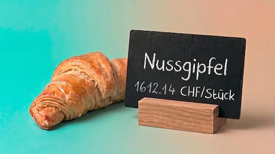 In der der veganen Bäckerei Bakery Bakery am Hauptbahnhof Winterthur zahlte eine Seniorin versehentlich 1612 Franken für einen Nussgipfel.