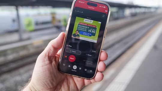 Smartphone-Bildschirm mit der SBB-Ticket-App «Easy Ride»