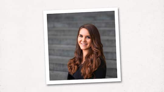 Collage Beobachter, erstellt am 27. Februar 2026 mit dem Portrait von Jessica Kunz, das dem Beobachter zum Thema "Digitec entsorgt Laptop" zur Verfügung gestellt wurde.