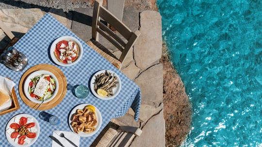 Greek tavern
721820002