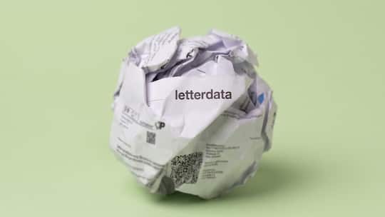 Zerknüllte Letterdata-Rechnung - Beim Beobachter-Beratungszentrum melden sich derzeit Dutzende Betroffene. Die Inkassofirma Letterdata verlangt Geld für eine angebliche Forderung. Was tun