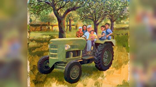 Grossvater mit Grosskindern auf einem Traktor