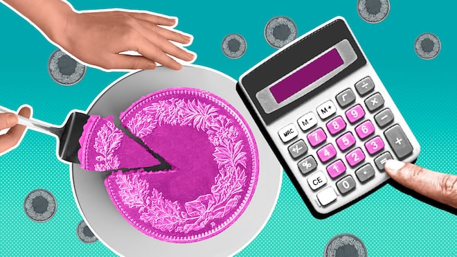 Berechnen Sie Ihr Erbe Ein runder Kuchen, der so aussieht wie eine Geldmünze, ist angeschnitten und ein Stück wird mit einem Tortenheber herausgenommen, daneben befindet sich ein Taschenrechner. Das Schweizer Erbrecht bestimmt, wer wie viel erbt und welche Personen mit einem Pflichtteil geschützt sind. Erfahren Sie im Erbrechner des Beobachters, wie hoch die Erbquote in Ihrem Fall ist.