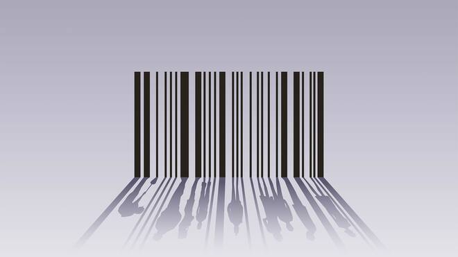 Das skrupellose Geschäft der Menschenhändler Barcode mit Schatten aus Menschensilhouetten