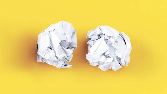 Betreibung aus heiterem Himmel – wie wehren? Zerknülltes Papier