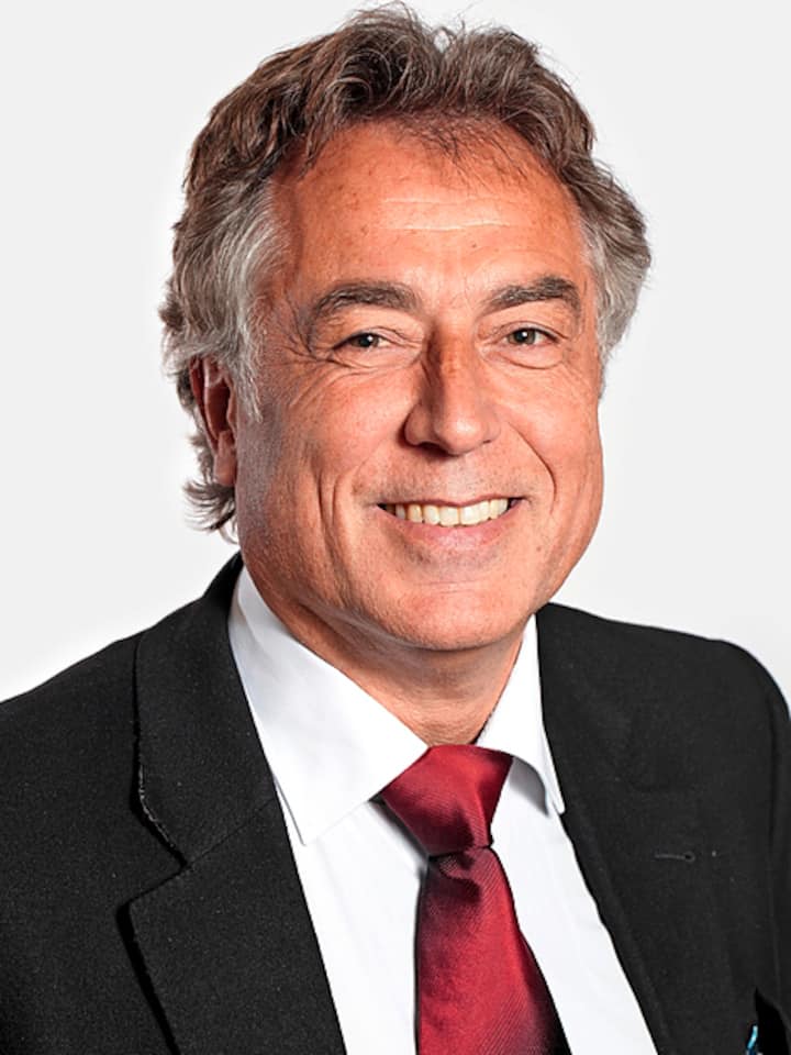 Toni Berthel, Psychiater