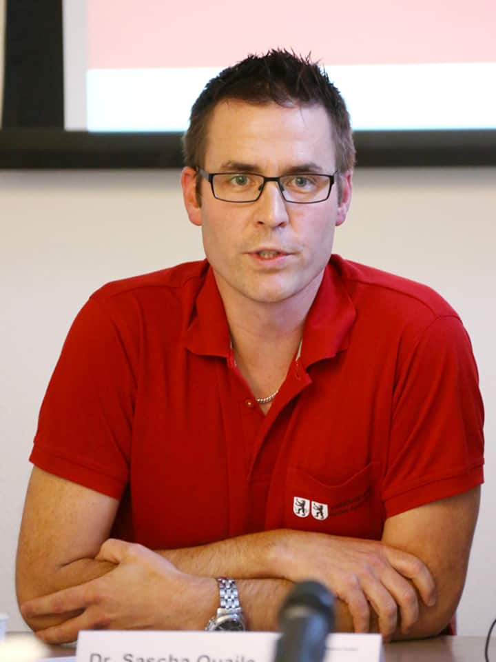 Kantonstierarzt der beiden Appenzell, Sascha Quaile, an einer Medienkonferenz.