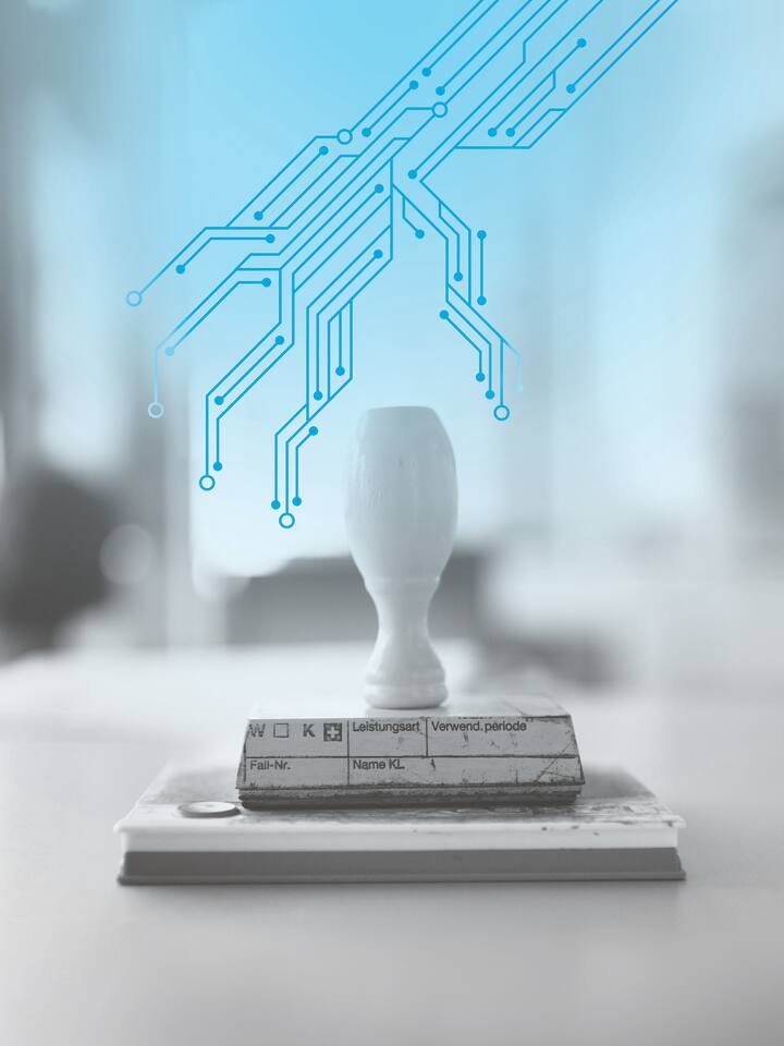 Der Staat wird immer künstlich intelligenter Symbolbild Stempel und Computergrafik: Algorithmen helfen der Polizei – und künftig vielleicht der Kesb. Was alles wo im Einsatz ist, weiss niemand.