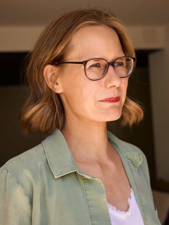 Die Zermatterin Danica Zurbriggen Lehner wollte nicht hinnehmen, dass Ex-Nationalrat Yannick Buttet als zweifach verurteilter Sexualstraftäter indirekt Chef eines seiner Opfer wurde. Die initierte eine Petition, in welcher über 10'000 Personen Bu…