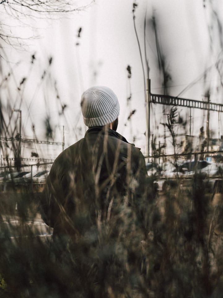Brugg 02.12.2025 Der türkische Kurde Engin Can (Name geändert) zum Beispiel wartet schon seit fast drei Jahren auf einen endgültigen Asylentscheid. Um dieses Verfahren nicht zu gefährden, bleibt er in diesem Artikel anonym. Wegen politischer Akti…
