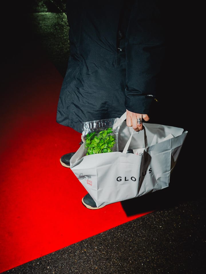 Repo über To good to go. Ein Sack voller Produkte aus der Globus Delicatessa