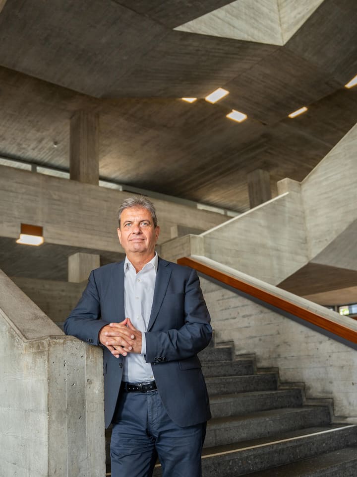 Foto: Joseph Khakshouri, 06.07.2026 Interview der Woche, *Andreas Krafft*. Anlass: Internationaler Tag der Hoffnung am 12. Juli. Krafft erforscht das Thema Hoffnung aus wissenschaftlicher Sicht. HSG (SG)