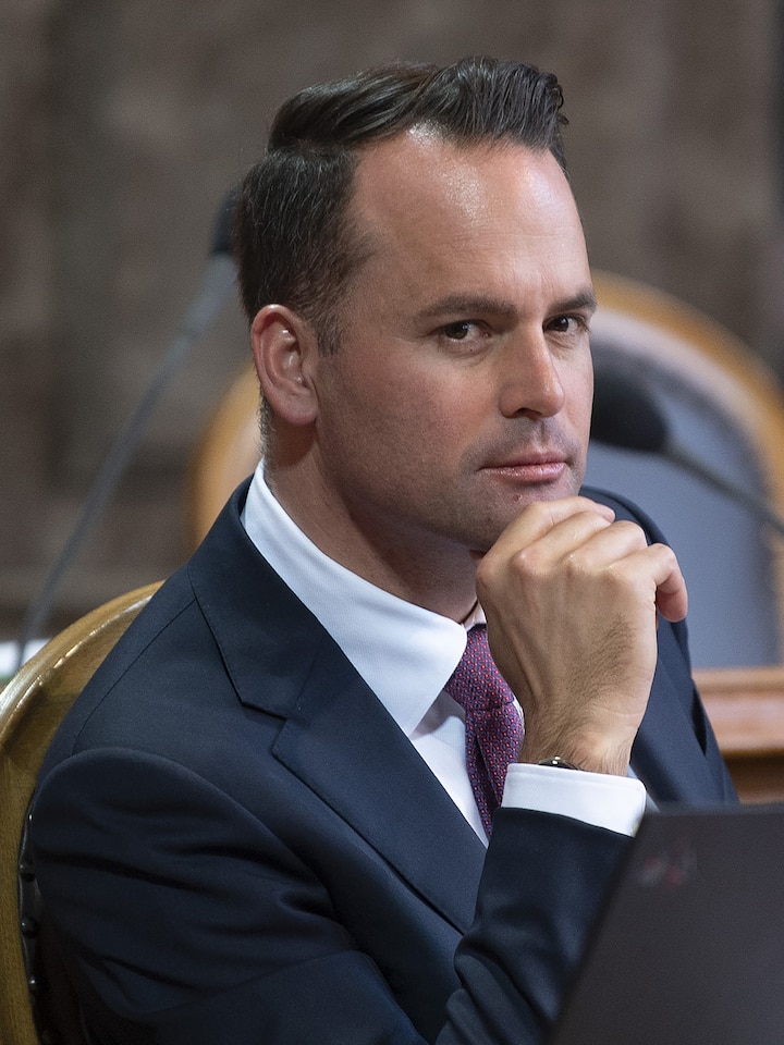 Staenderat Damian Mueller, FDP-LU: Der Luzerner FDP-Ständerat Damian Müller forderte mehr Geld für Spitäler – und wollte dann VR-Präsident des Luzerner Kantonsspitals werden. Das kam nicht gut an.