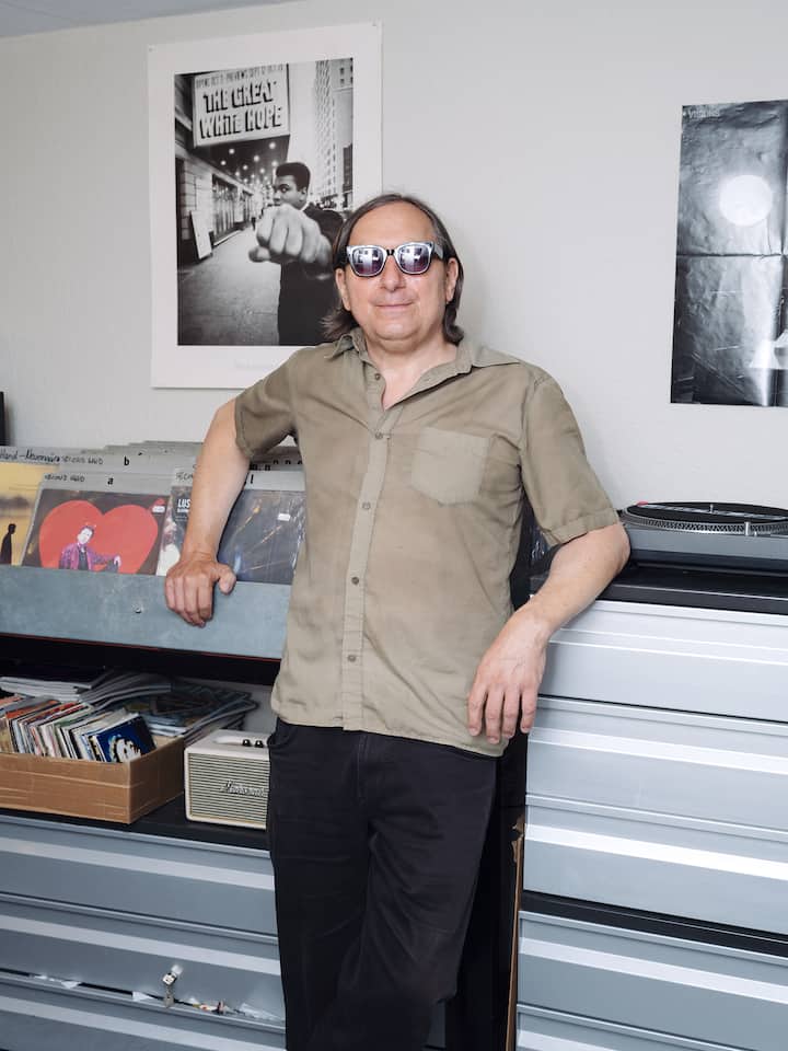 Dimitri «Dimi» Denage, Inhaber des Plattenladens «Dezibelle» in Aarau