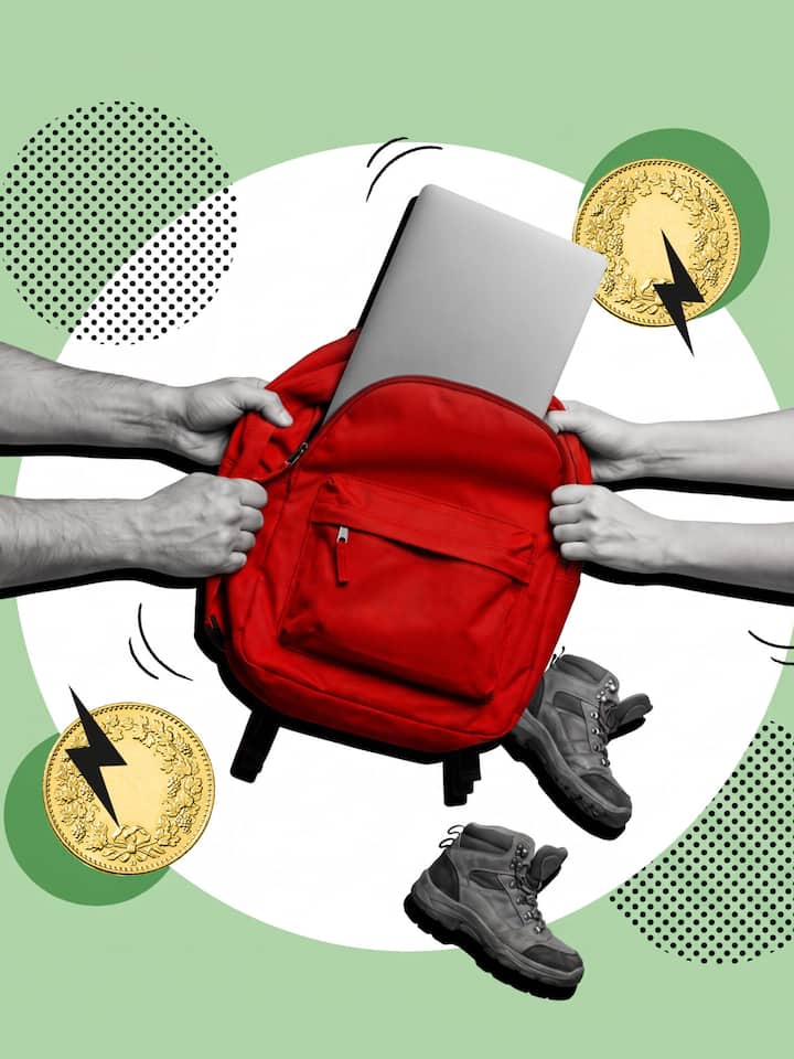 Collage mit Schulthek, Laptop, Wanderschuhen – Die sogenannten ausserordentlichen Kinderkosten führen immer wieder zu Streit. Dagegen hilft nur eines: von Anfang an Klarheit schaffen