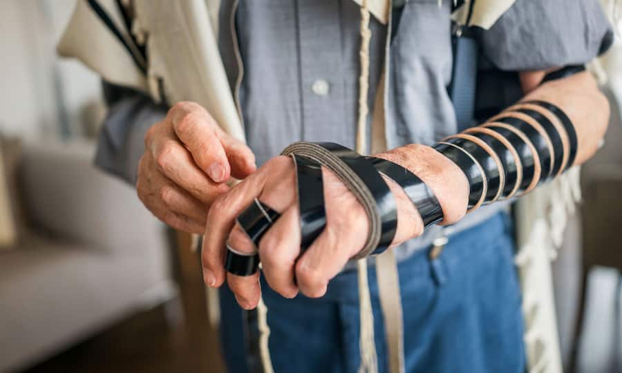 Walter Strass mit den Tefillin