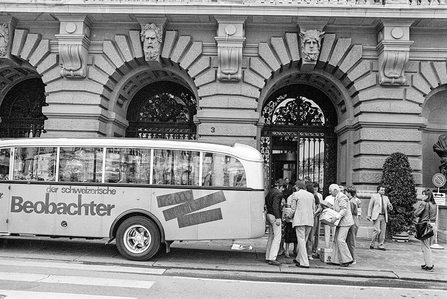 Opferhilfegesetz: Unterschriften-Übergabe