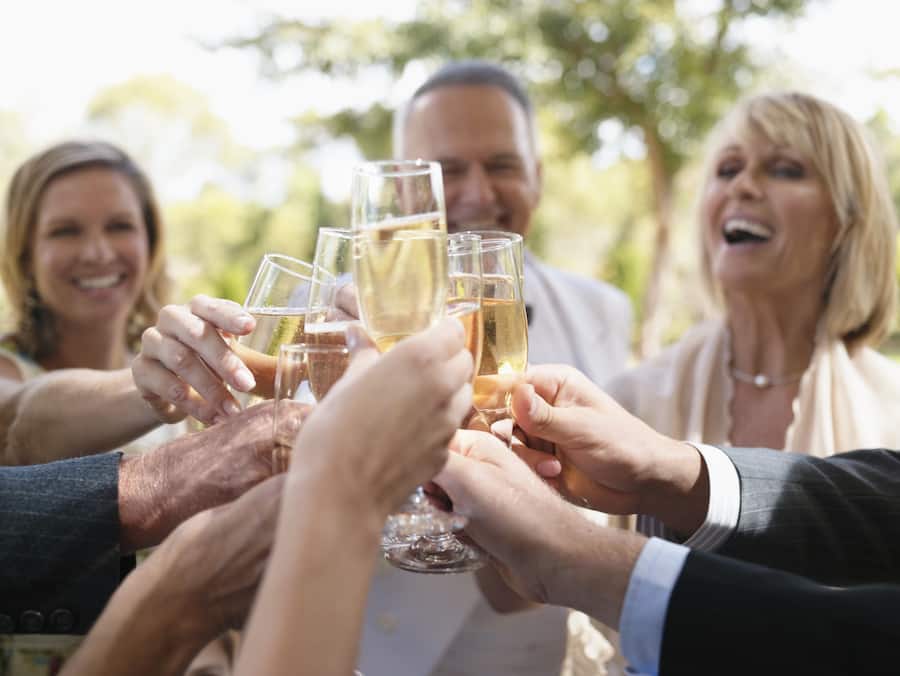 Champagner Anstoss Party