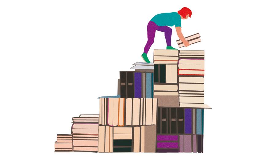 Illustration: Frau steigt eine Büchertreppe hoch