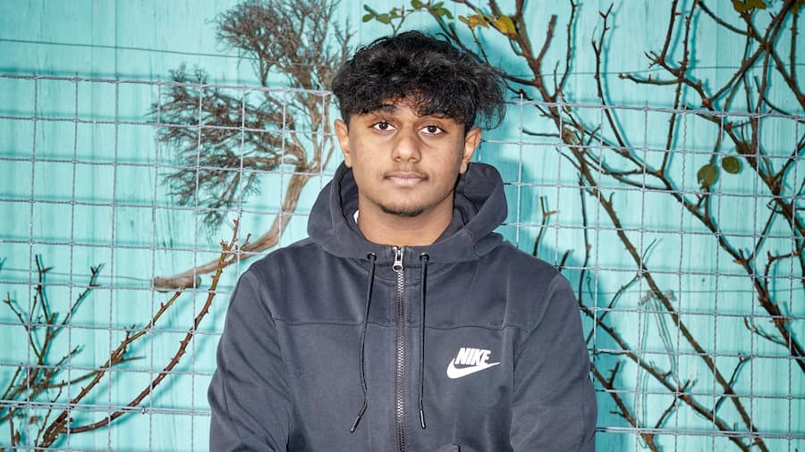 Darren Antony Menistren