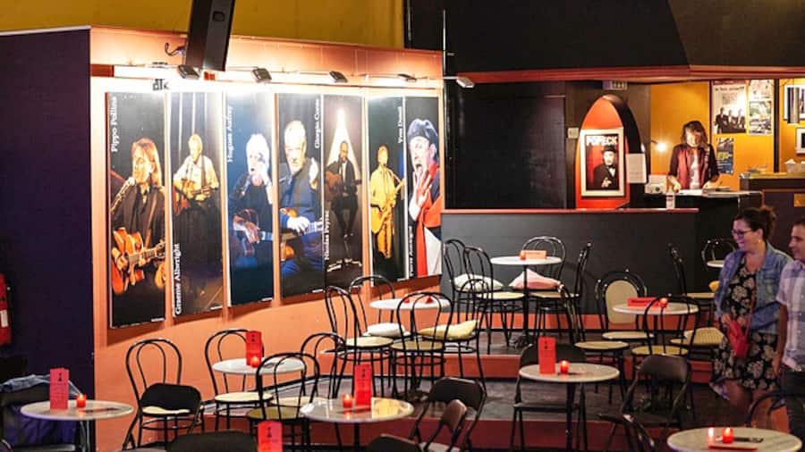 Das Café-théatre de La Tour de Rive in La Neuveville