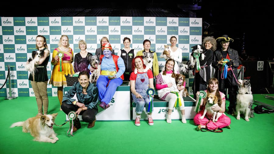 Crufts Dog Exhibitions, NEC Birmingham, Groupphotograph Competition Heelwork to Music - International Freestyle