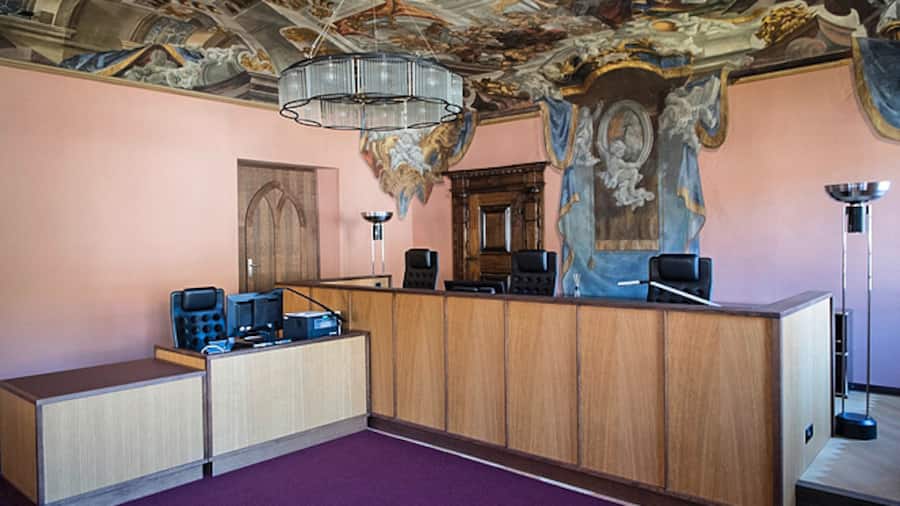 Ein Gerichtssaal am Kantonsgericht Freiburg