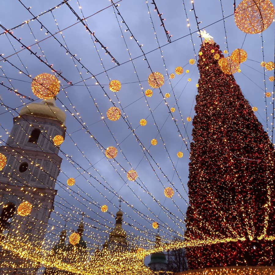 Weihnachtsbeleuchtung in Kiew 2021