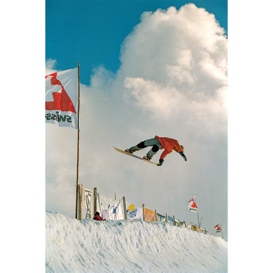 An den Swiss Cups traf sich die Snowboard-Szene Mitte der 1990er-Jahre jedes Wochenende zu einem Contest. Zu einem Wochenende mit Freunden. Fabien Rohrer und ich schossen nach dem Final Fotos in der Pipe, hier im Hoch Ybrig, 1995.