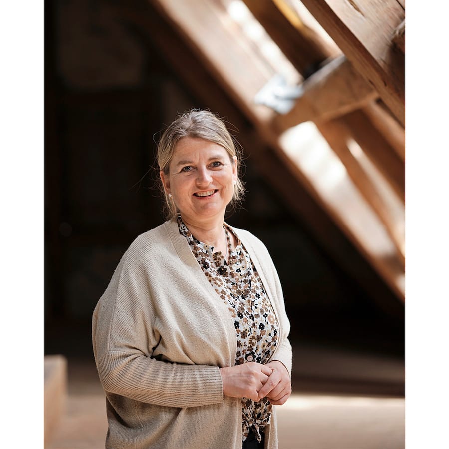 Portrait Pflegefachfrau Simone Keller. «Diese Familien brauchen die Möglichkeit, ab und zu einmal durchzuatmen.»